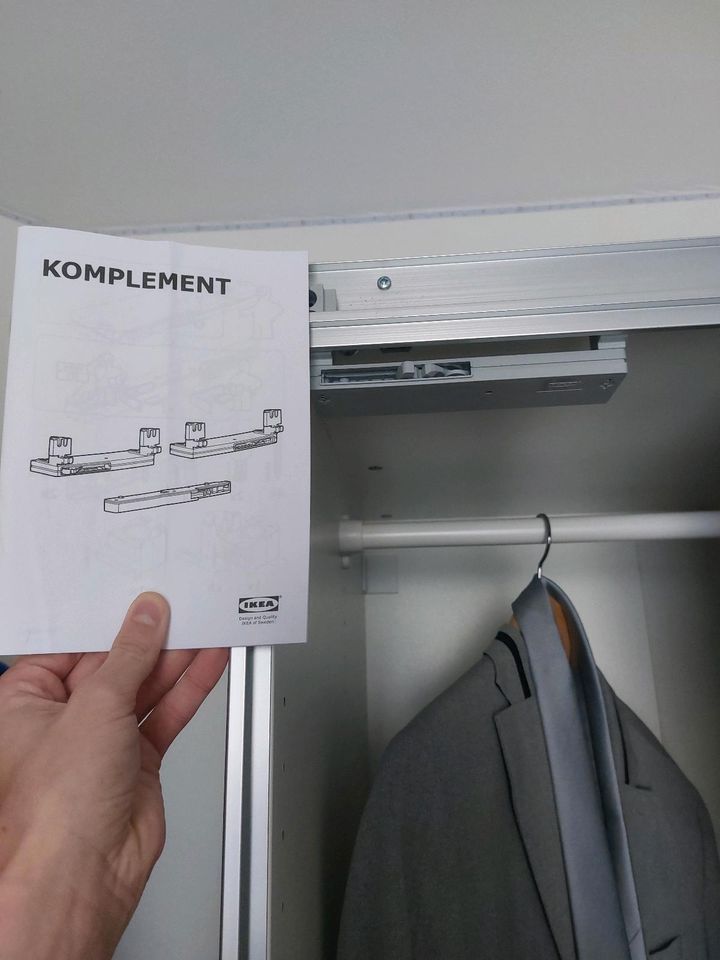 Ikea PAX Kleiderschrank in Remscheid