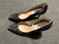 Clarks Schuhe / Pumps, anthrazit/ metallic, Gr. 37,5 - NEU Nordrhein-Westfalen - Bad Honnef Vorschau