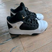 jordan max aura 38,5 Schuhe sneaker schwarz weiß Nordrhein-Westfalen - Solingen Vorschau