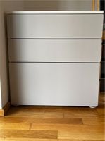 Ikea SMÅSTAD / PLATSA Kommode mit 3 Schubladen, weiß/grau Leipzig - Schleußig Vorschau