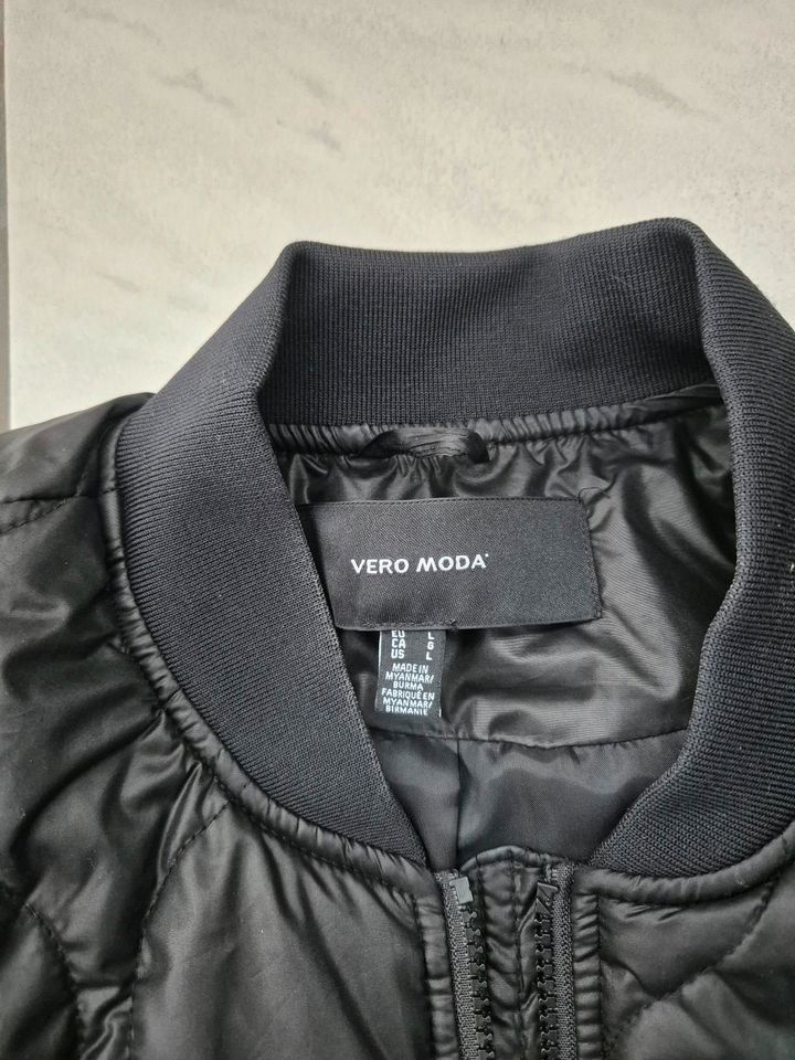 Leichte Steppjacke Vero Moda Gr. L Übergangsjacke in Moers