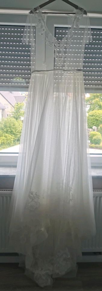 Hochzeitskleid Überkleid in Lage