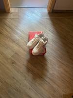 Nike Air Force Saga, Gr. 40,5, weiß mit blau , NEU Brandenburg - Wriezen Vorschau