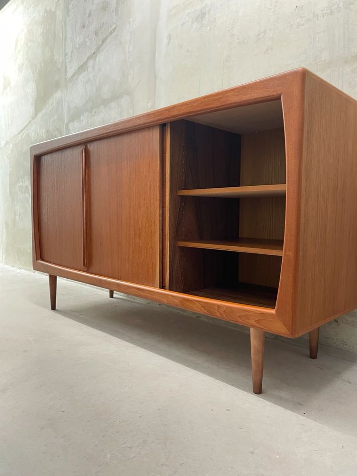 Sideboard Kommode Anrichte Dyrlund Teak Mid Century Danish 60er in Hamburg