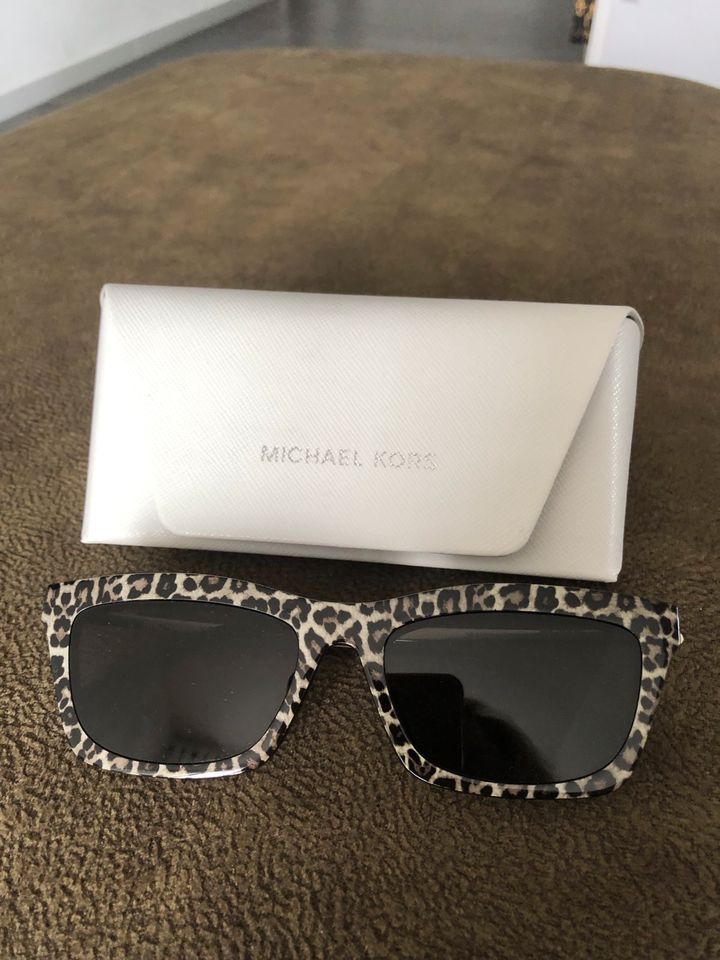 Michael Kors Sonnenbrille in Untergruppenbach