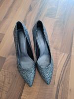 Pumps Catwalk Größe 39 Silber Schwarz Hamburg-Nord - Hamburg Ohlsdorf Vorschau