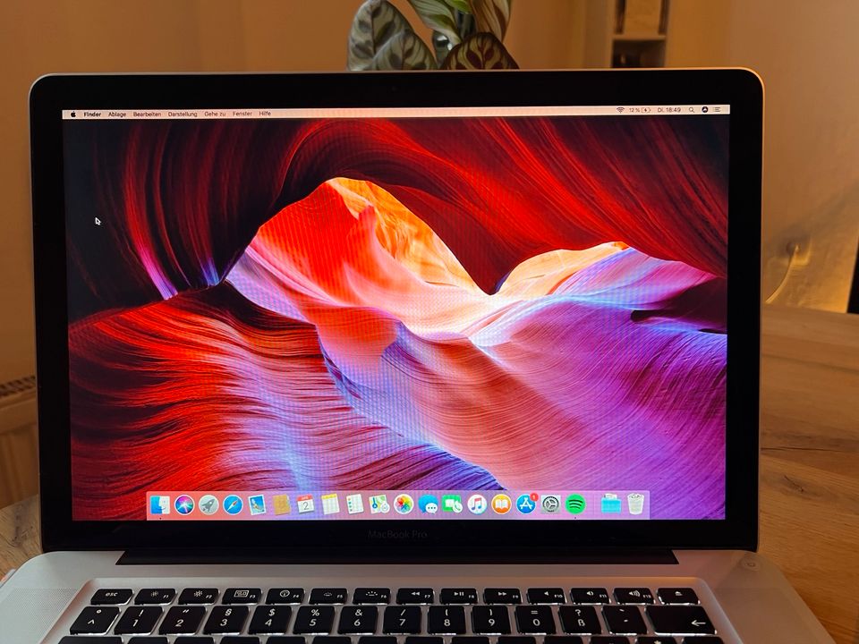 MacBook Pro 15“ (2011) vollfunktionsfähig in Dortmund