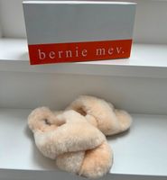 OVP Bernie Bev Slipper Hausschuhe Plüsch CrissCross Faux Fur Kuns Baden-Württemberg - Weil der Stadt Vorschau