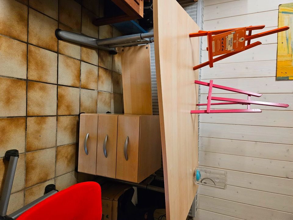 schönen Schreibtisch mit Rollcontainer höhenverstellbar in St. Leon-Rot