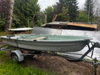 DDR Boot mit Trailer und E-Motor Sachsen - Sohland Vorschau