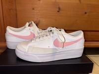 NIKE W BLAZER LOW PLATFORM Bayern - Winzer Vorschau