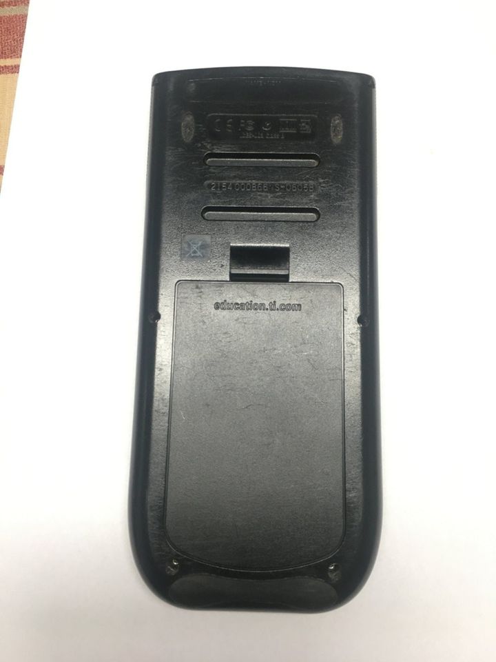 Wissenschaftlicher Taschenrechner Texas Instruments TI89 Titanium in Jena