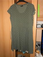 Damen Sommerkleid, grün mit Muster, Gr. XL, C&A, Neuwertig Hessen - Butzbach Vorschau