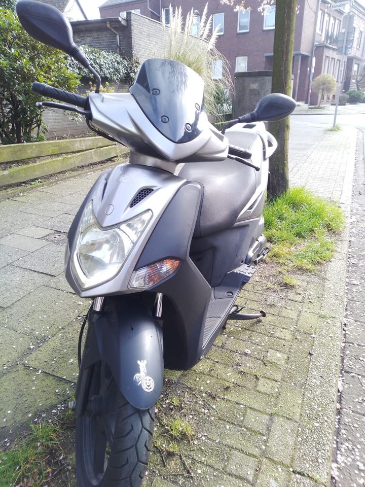 Roller kymco 125ccm in Duisburg