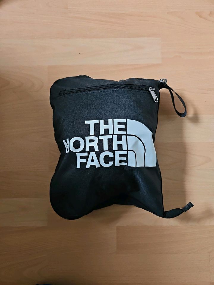 The North Face Reisetasche ca 60l mit Schuhfach in Nürnberg (Mittelfr)