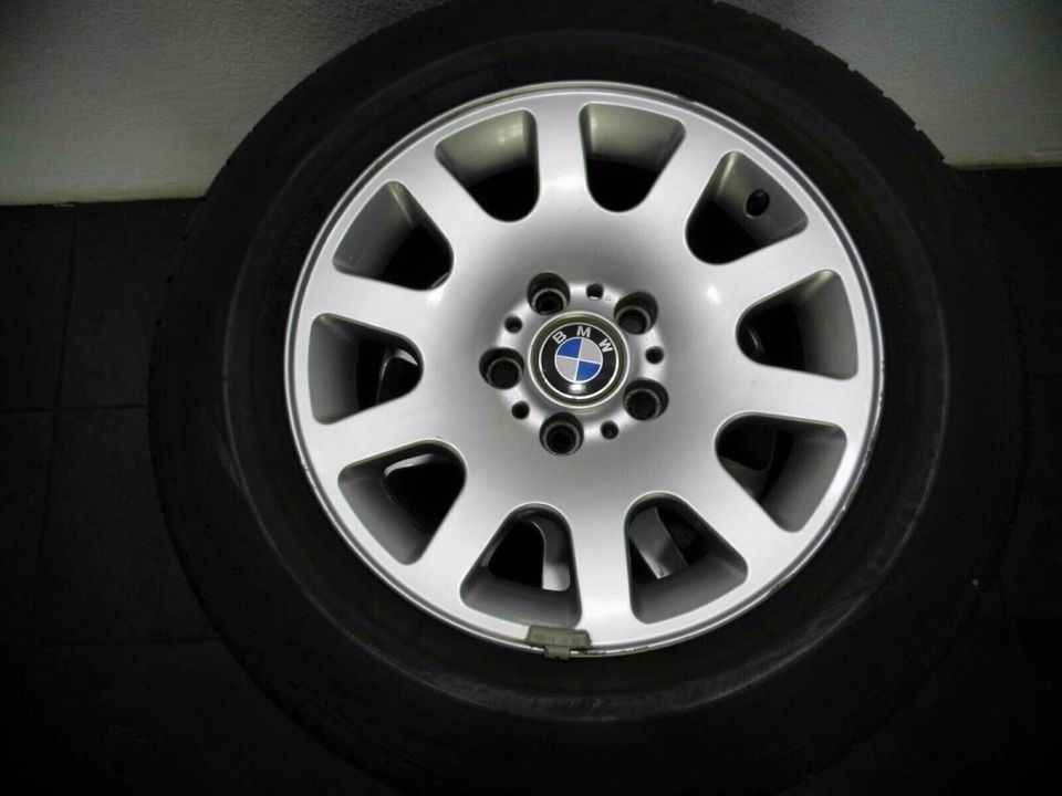 4 Sommerreifen 215 / 65 R16 BMW 16" Alufelgen in Berlin