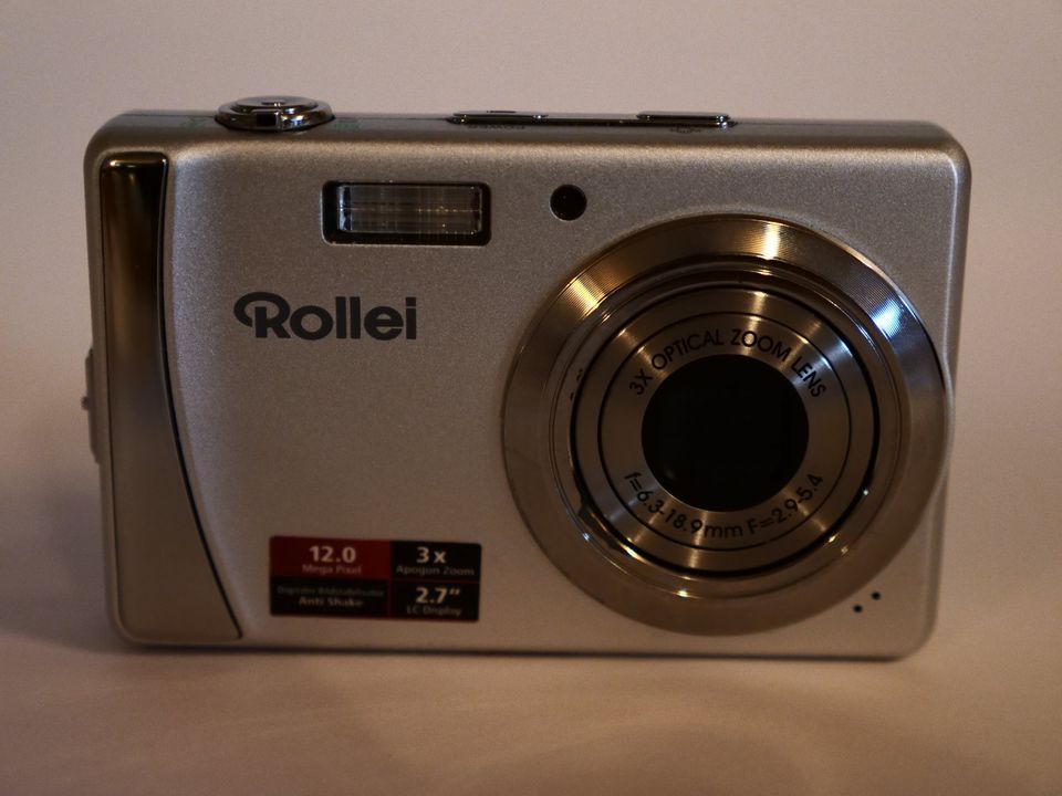 Rollei Compactline 312 Digitalkamera 12 Megapixel mit Akku in Wendlingen am Neckar
