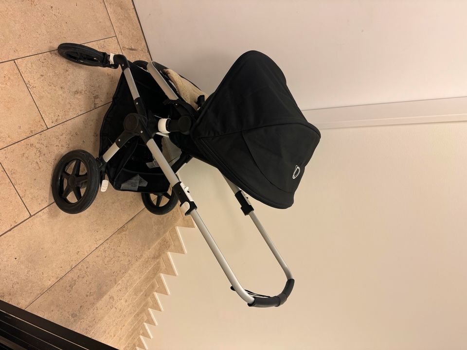 Bugaboo Fox Kinderwagen mit Liegewanne und Sitz in München