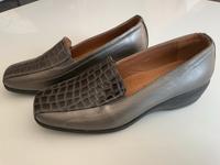 La Moda Italiana Halbschuhe, Ledersohle, 40, taube, NEU Altona - Hamburg Iserbrook Vorschau