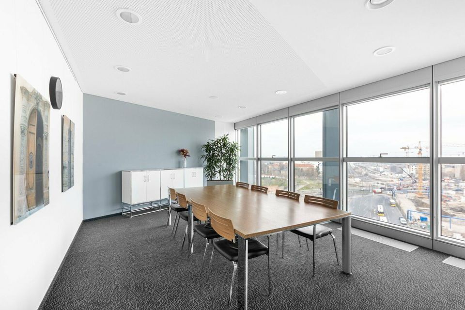 Coworking-Bereich in Regus Hauptbahnhof Europaplatz in Berlin