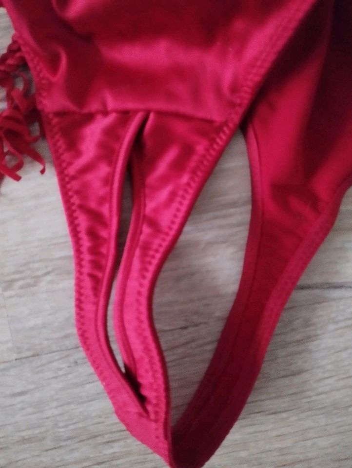 Neu! Evon High Waist Slip (rot, Schnüre, Hunkemöller) in Pinneberg