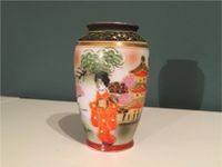 Vase japanisch chinesisch asiatisch Porzellan Schleswig-Holstein - Lübeck Vorschau