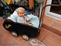 alter Puppenwagen mit Puppe Nordrhein-Westfalen - Willich Vorschau