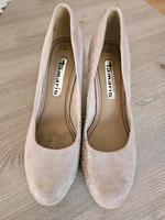 Tamaris Pumps, Absatzschuhe Gr. 41, sehr guter Zustand Bayern - Freising Vorschau