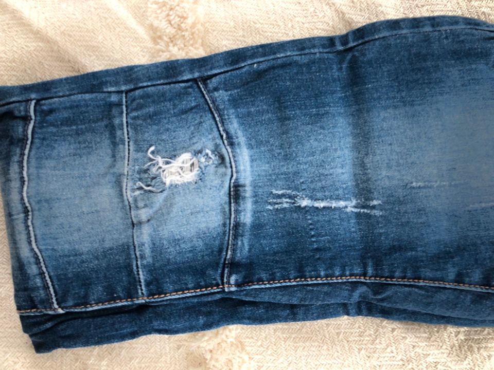 Tally Weijl Jeans 36 blau mal anders in Oststeinbek