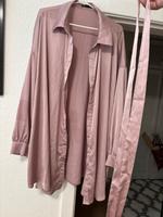 bluse größe 4XL mit bindegürtel Niedersachsen - Cadenberge Vorschau