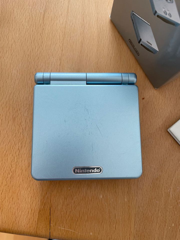Gameboy Advance Sp/Game Boy/MIT OVP UND SPIELE in Minden