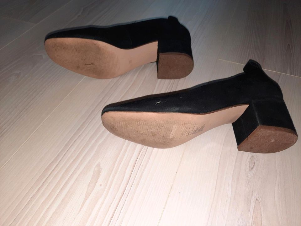 Schuhe, Hackenschuhe Gr. 34 schwarz in Kyritz