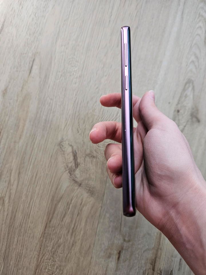 Samsung Galaxy S9 - lila in Hanau