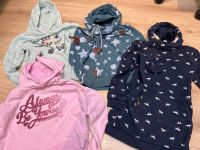 4 tlg Set Sweatshirts und Sweatkleid Gr. 134/140 Nordrhein-Westfalen - Grevenbroich Vorschau