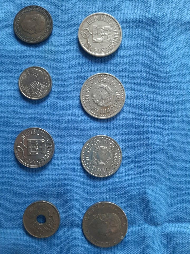 30 div. Münzen in Saulheim