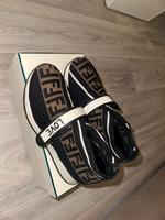Verkaufe Fendi Kids Sneaker Berlin - Spandau Vorschau
