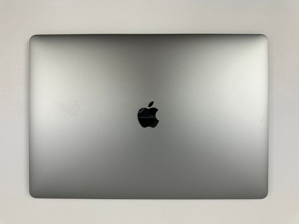 Apple MacBook Pro Retina TouchBar 15,4“ 8-Core i9 2,3 Ghz 512 G in Neuburg am Rhein