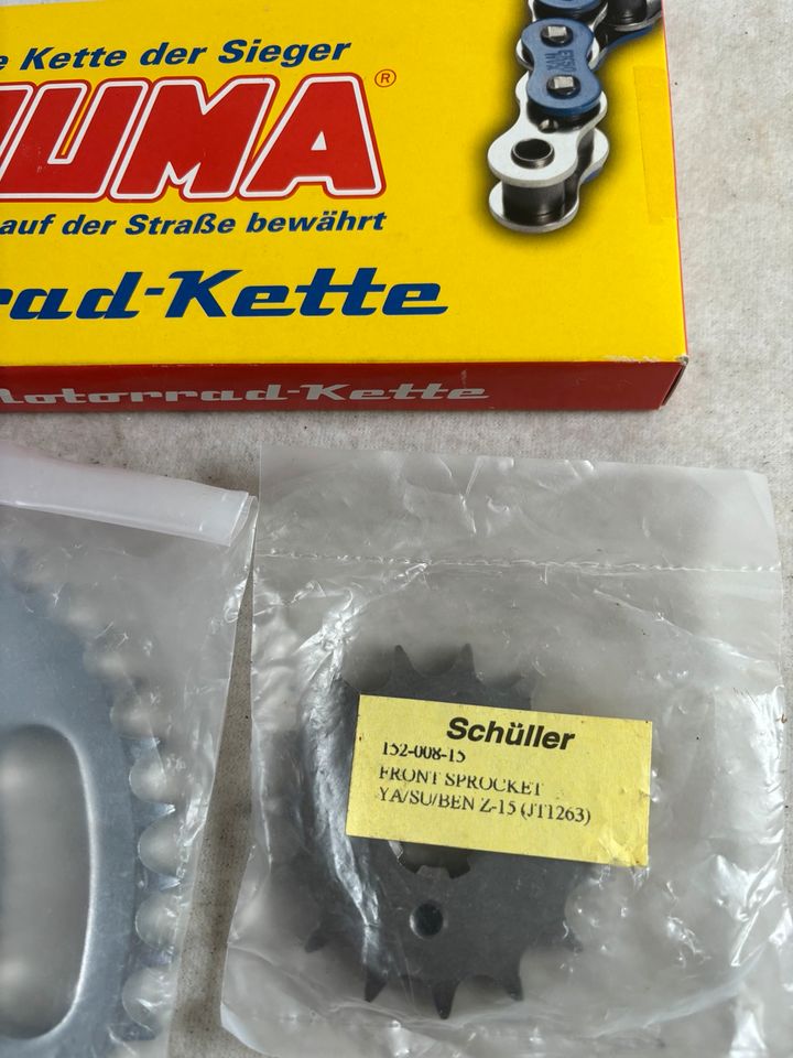 Yamaha RD 125 Bj ca 76 Kettensatz Kette Ritzel Kettenrad kutte24 in Bremen