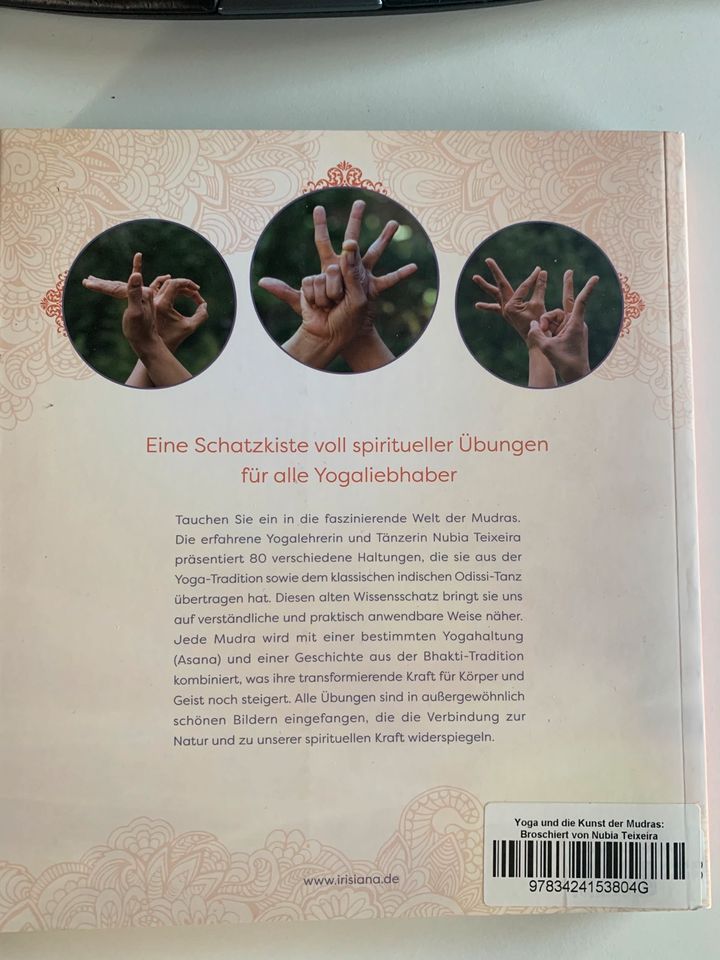 Yoga und die Kunst der Mudras inkl. Bücherversand in Freiburg im Breisgau