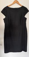 Edles Comma Kleid schwarz 44 Etuikleid Niedersachsen - Braunschweig Vorschau