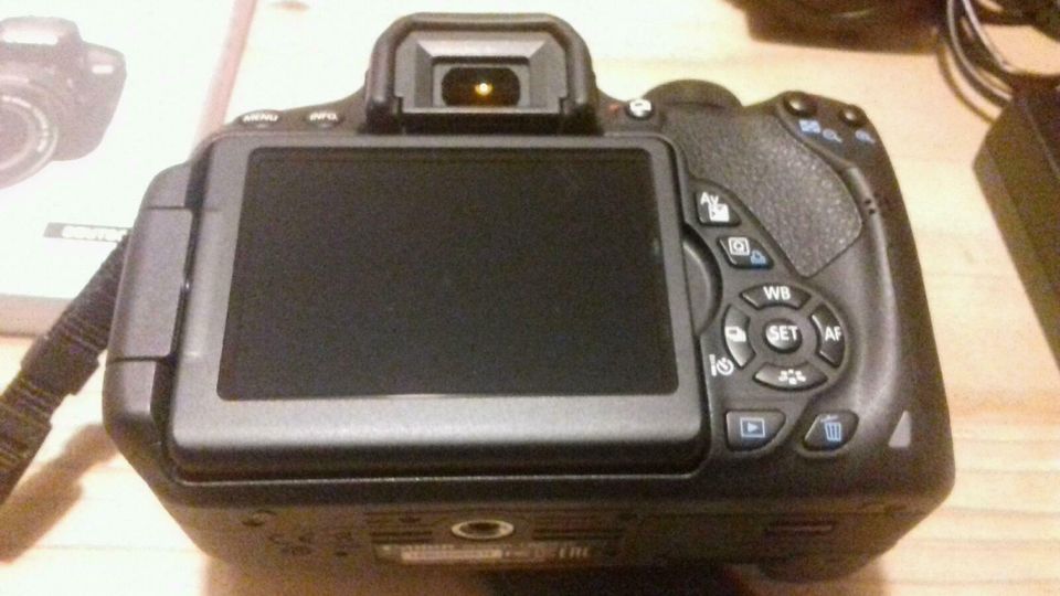 Spiegelreflexkamera Canon 700D in Chieming