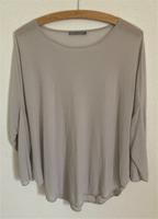 3/4-oversized SHIRT (fledermausarm) von COS in hellgrau Friedrichshain-Kreuzberg - Friedrichshain Vorschau