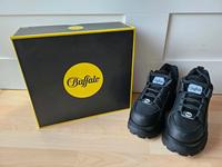 Buffalo Schuhe Größe 39 in schwarz NEU Niedersachsen - Bodenfelde Vorschau