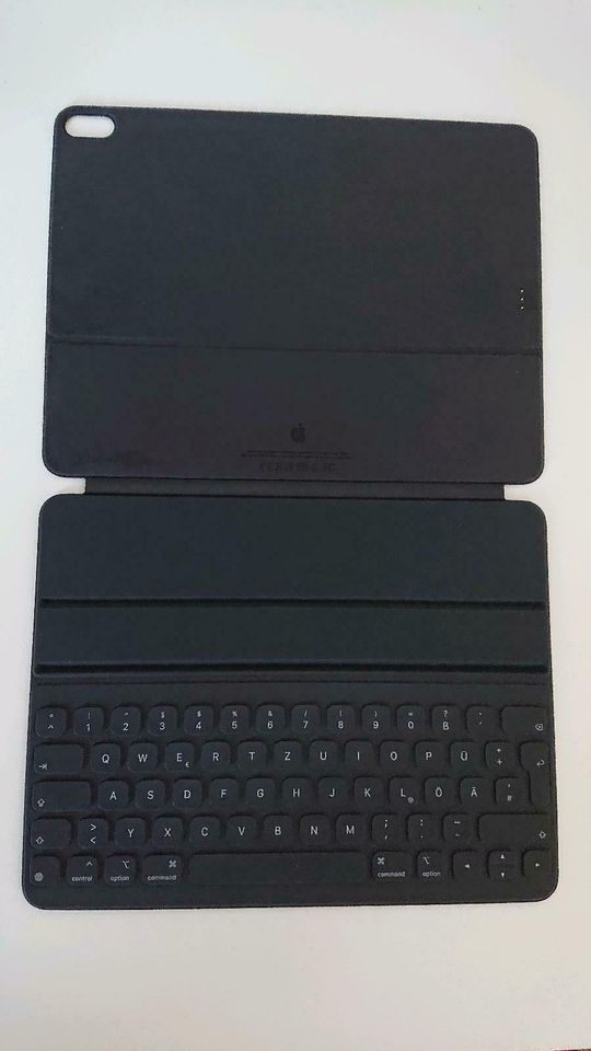 Apple Smart Keyboard Folio Schutzhülle 12,9" iPad Pro 3.Generatio in Veitshöchheim