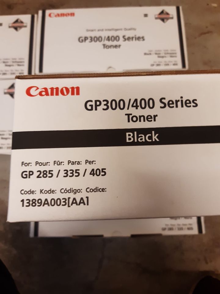 Canon GP 300/400 Toner Original - 6 Packete (12 Stück) - NEU in Berlin