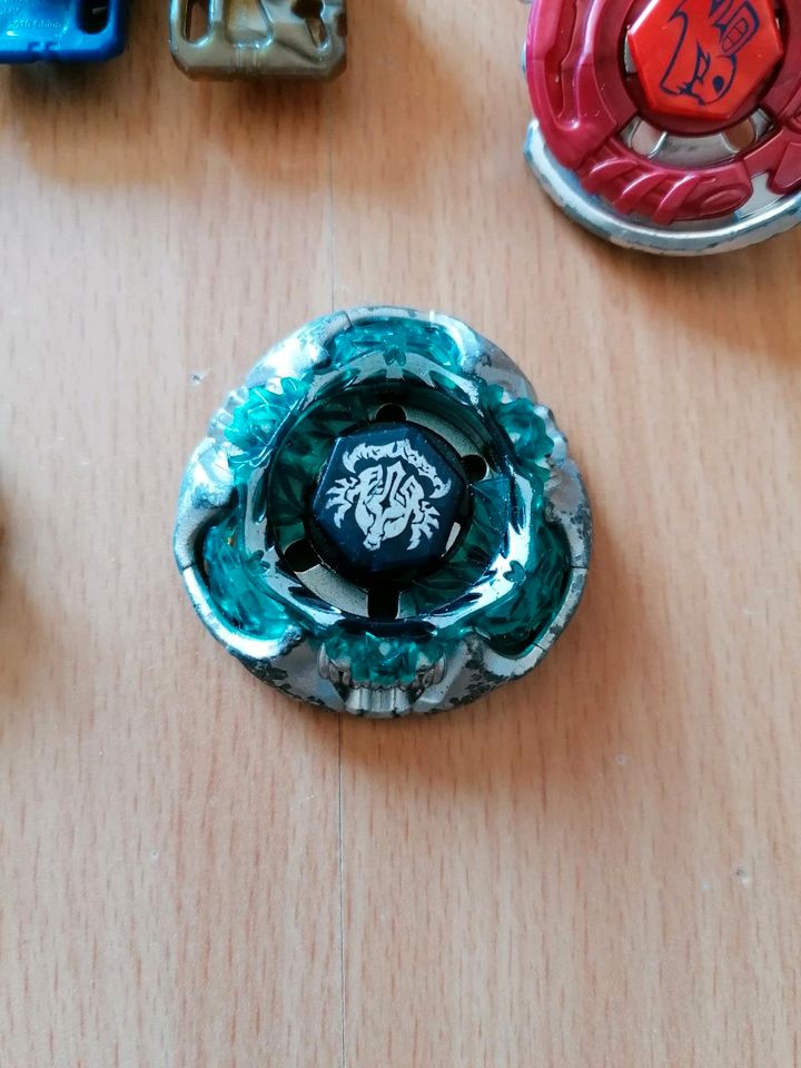 Beyblade Ersatzteilbaukasten in Atzelgift