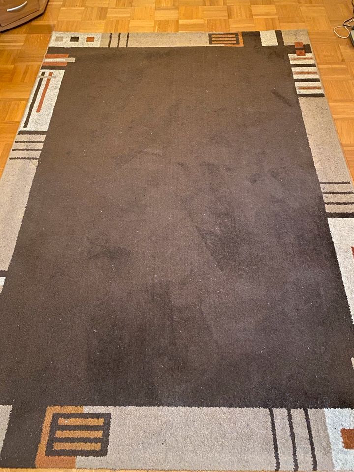 Teppich braun 2.30 m x  1.60 m in Zschorlau