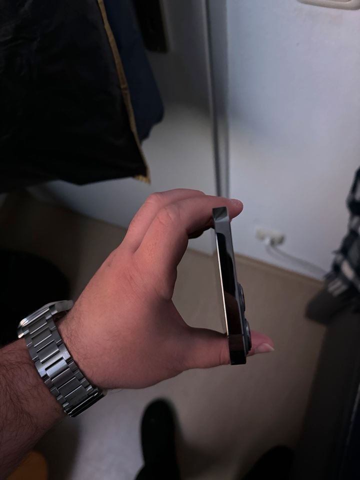 iPhone 13 Pro Max 256 GB wie neu in Augsburg