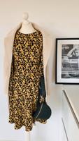 Sehr guter Zustand! Gr.M 38 H&M Bezauberndes Kleid Leo Niedersachsen - Peine Vorschau