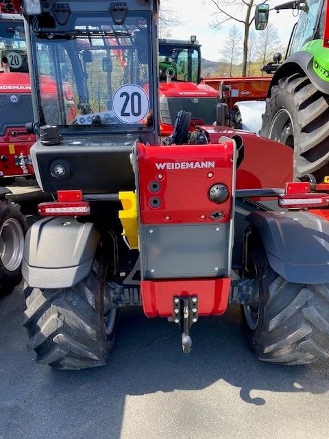 Weidemann Teleskoplader T 4512 in Eslohe